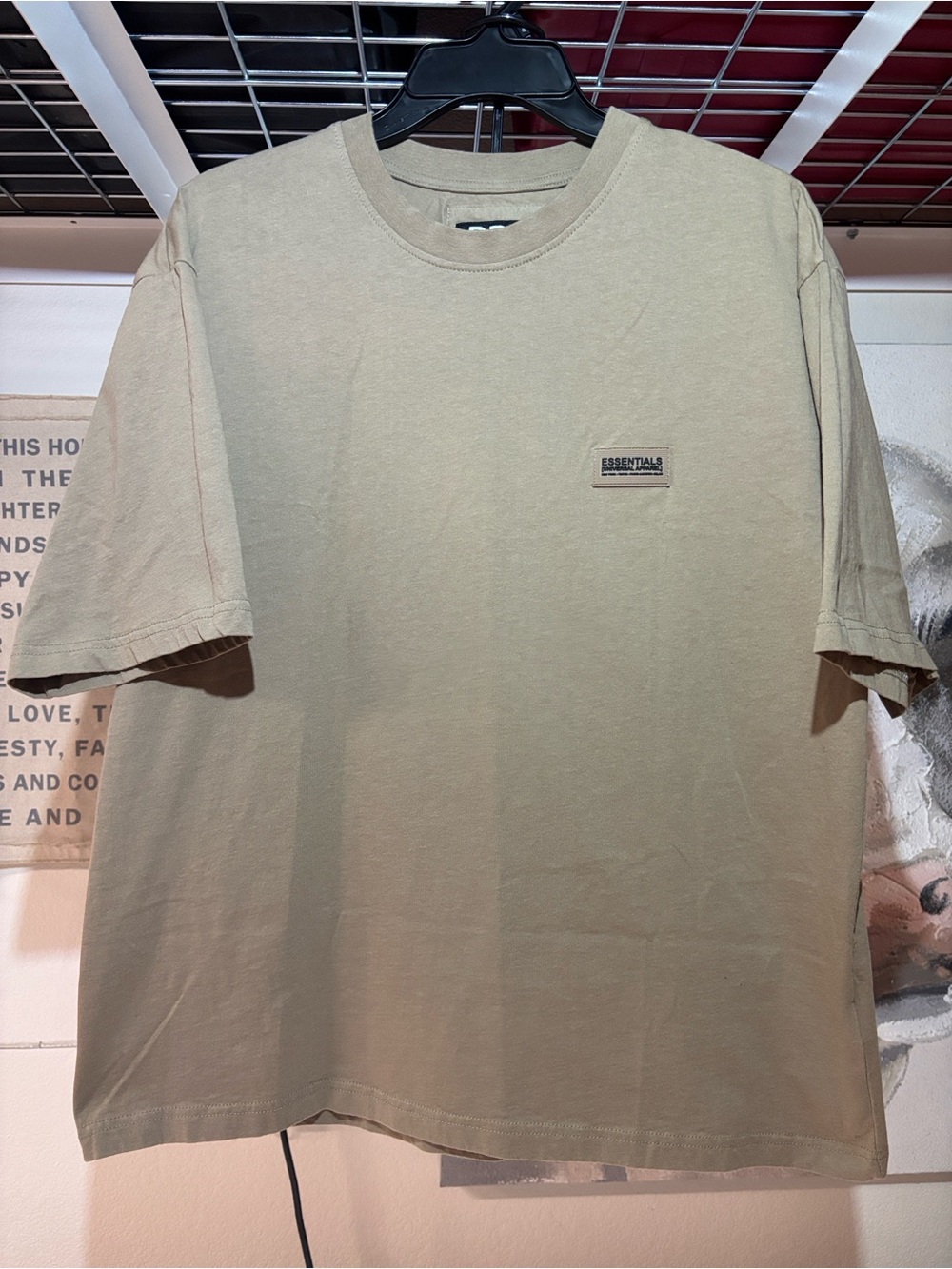 Men’s Light Brown Matching Shirt and Shorts Set Size Large New W/Out Tags
